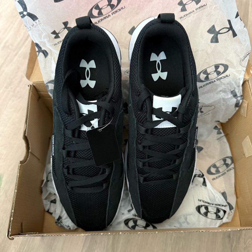 Under Armour UA Street Mirage Men’s Sneakers Black/White Size 11.5 Active Casual - Picture 3 of 8